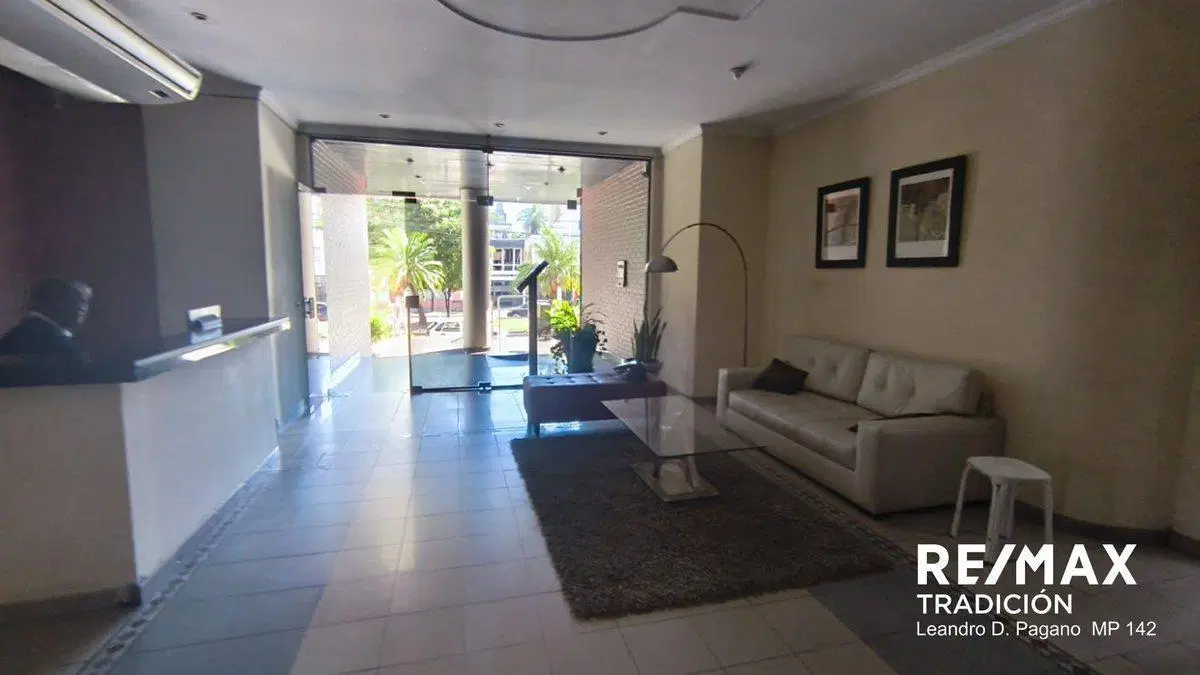 Departamento Venta 2 dorm c/coch. Microcentro Rcia 3
