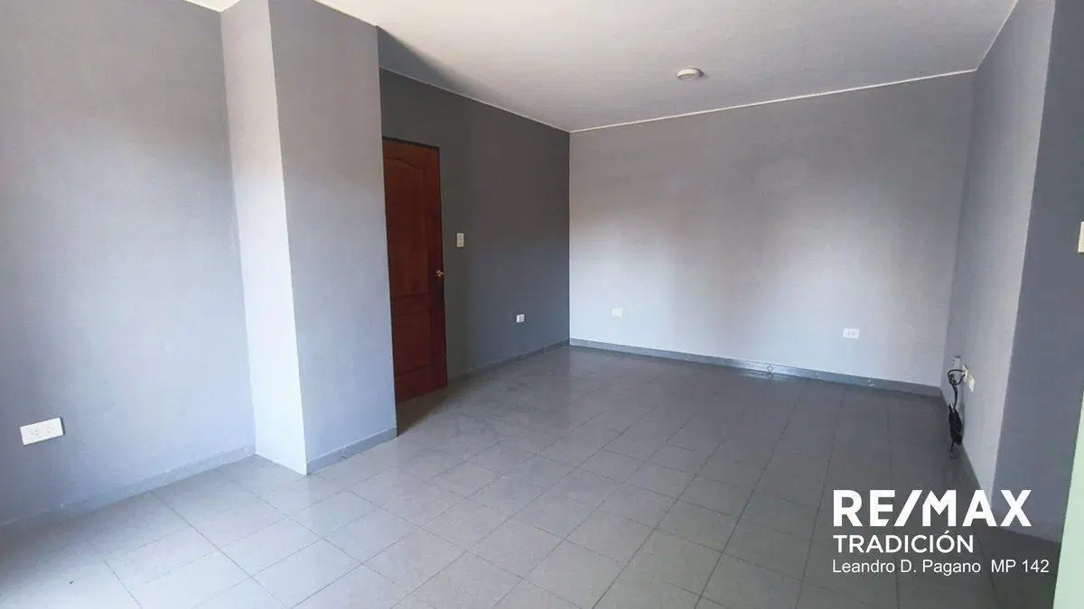 Departamento Venta 2 dorm c/coch. Microcentro Rcia 2
