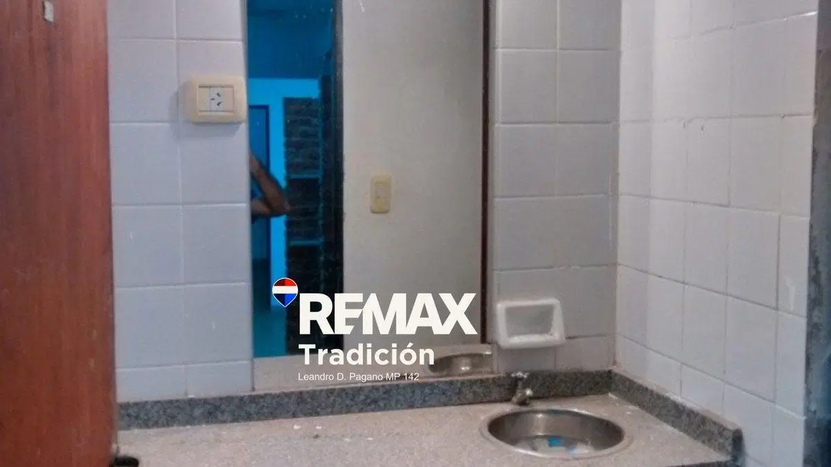 VENTA DE LOCAL COMERCIAL Y GALPON  GRAL SAN MARTIN 4