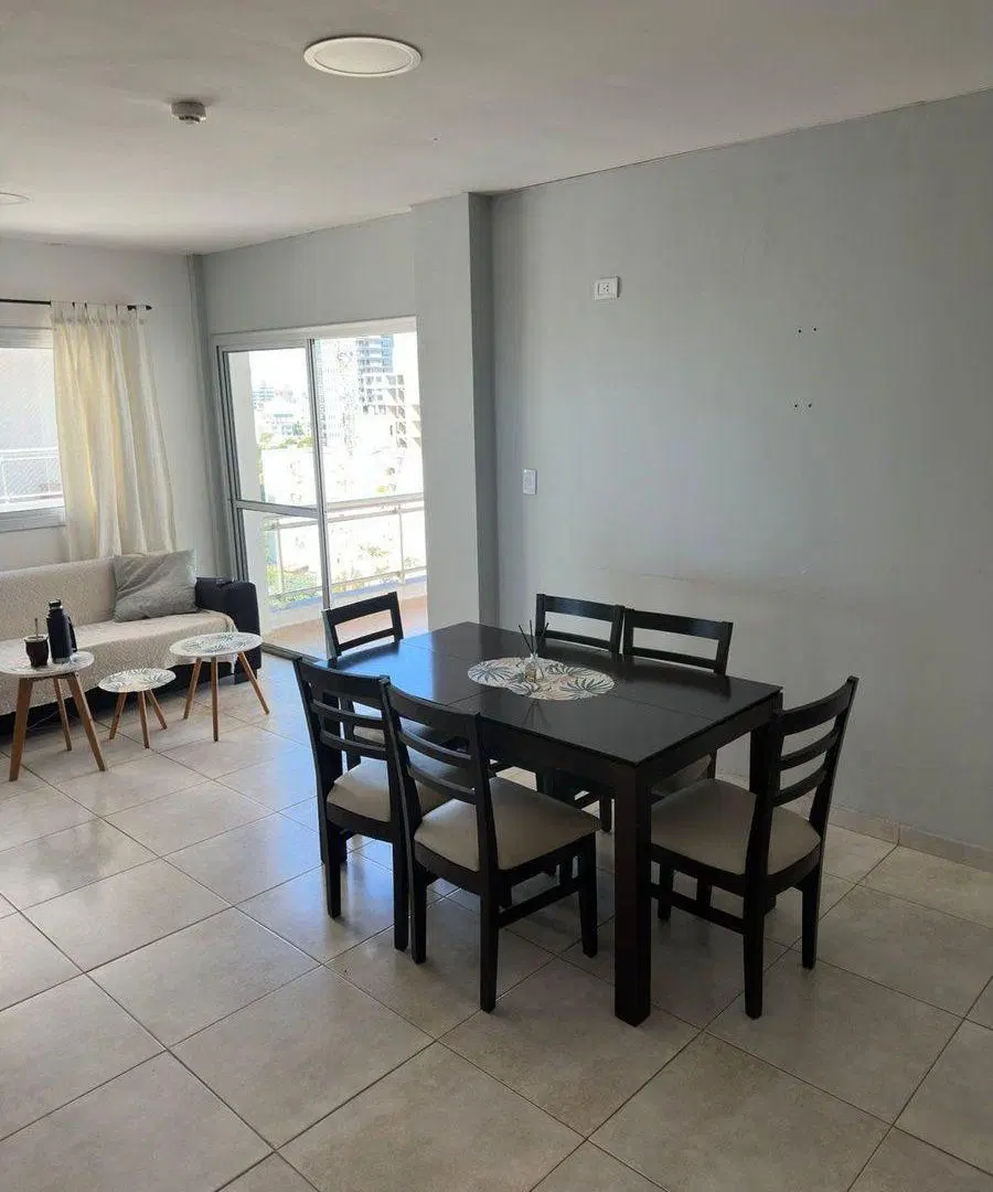 Venta departamento 3 dormitorios amoblado en Rcia. 5