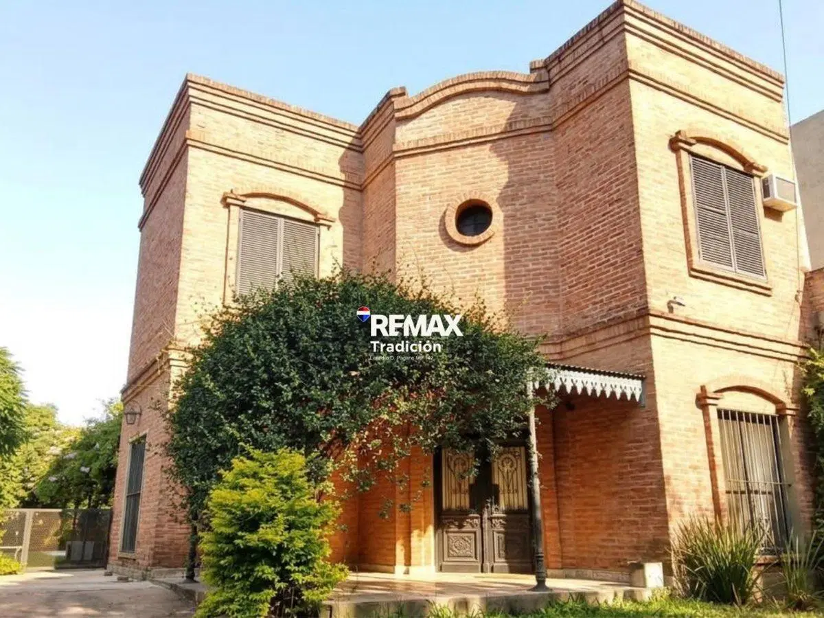 VENTA CASA 3 DORM CON PILETA RESISTENCIA CHACO 3