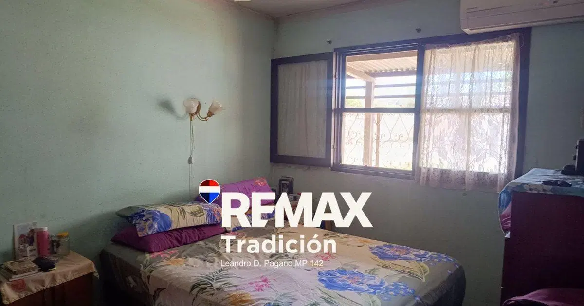 VENTA CASA - DEPARTAMENTO PLANTA BAJA B°GUIRALDES 4