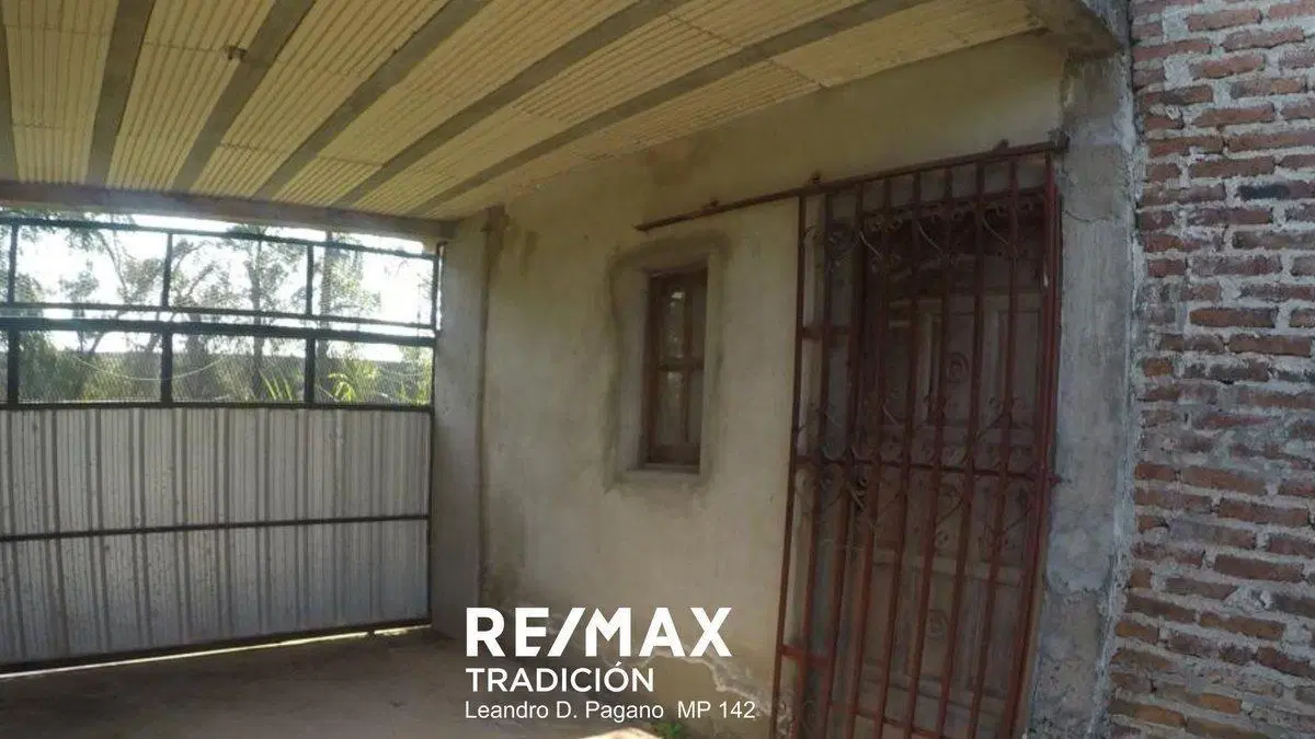 TERRENO C/ CASA P/RECICLAR EN VENTA ZONA UNCAUS 4