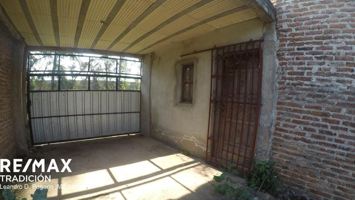 Foto de TERRENO C/ CASA P/RECICLAR EN VENTA ZONA UNCAUS, imagen 2