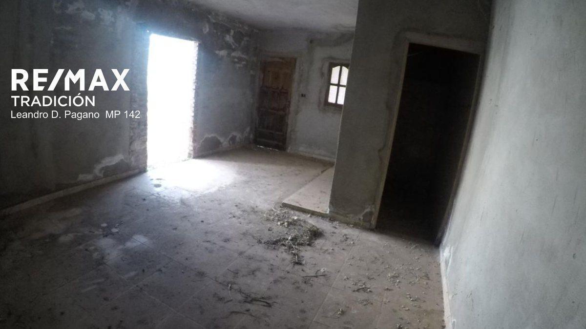 Foto de TERRENO C/ CASA P/RECICLAR EN VENTA ZONA UNCAUS, imagen 3
