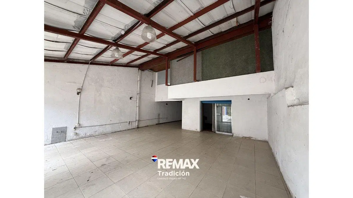 Casa 5 dorm. en venta – Resistencia – Patio amplio 4