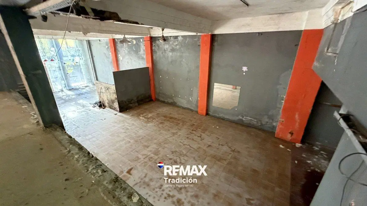 Local comercial en venta – Arturo Illia – 1750 m² 4