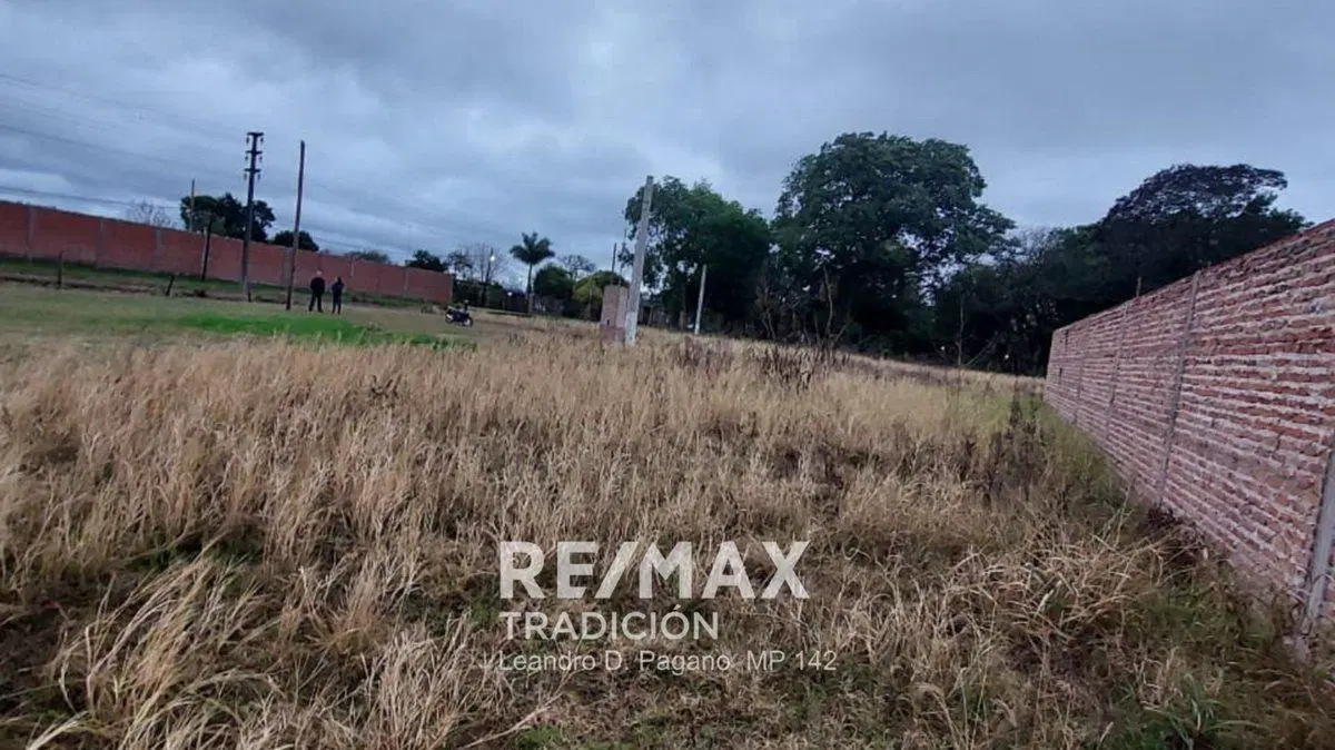 Terreno en venta Barrio Santa Lucía ex  B insssep 4