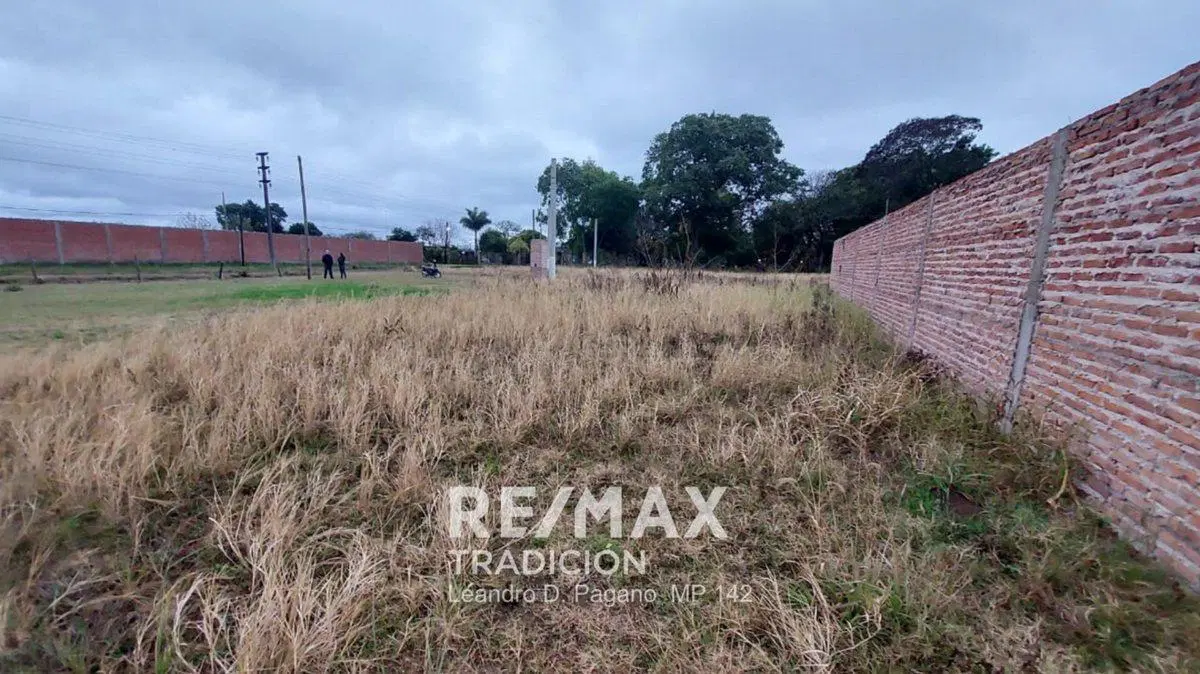 Terreno en venta Barrio Santa Lucía ex  B insssep 3