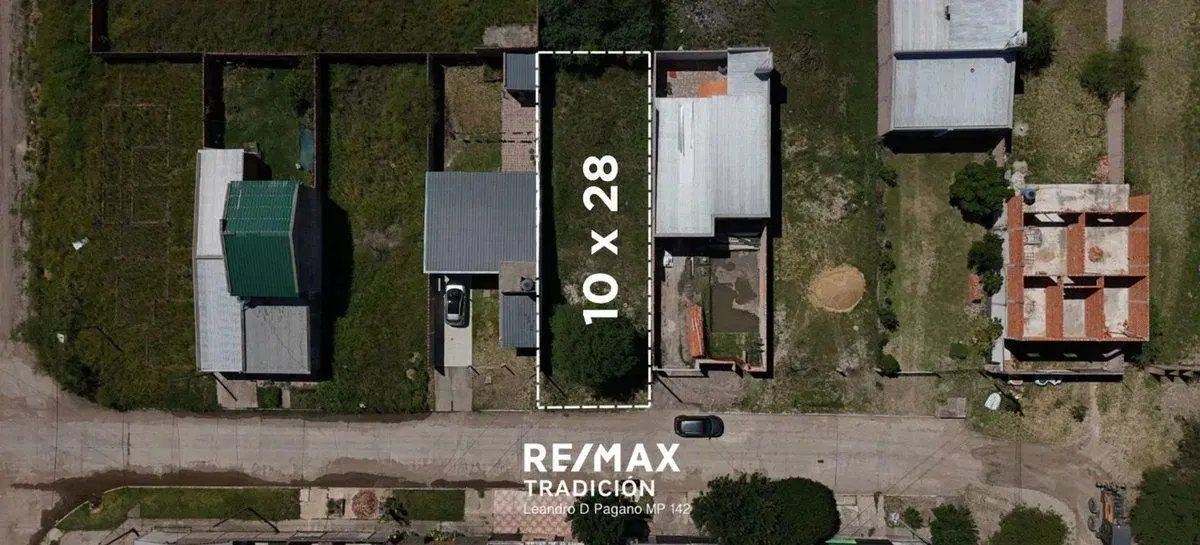 Terreno de 280m² en Venta B° Carpincho Macho .- 2