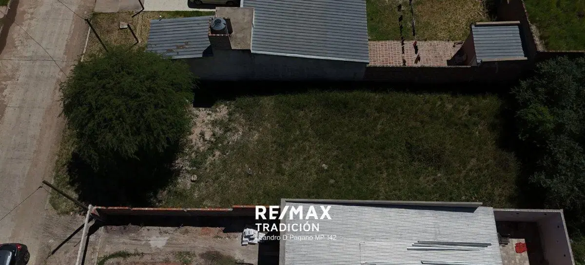 Terreno de 280m² en Venta B° Carpincho Macho .- 4