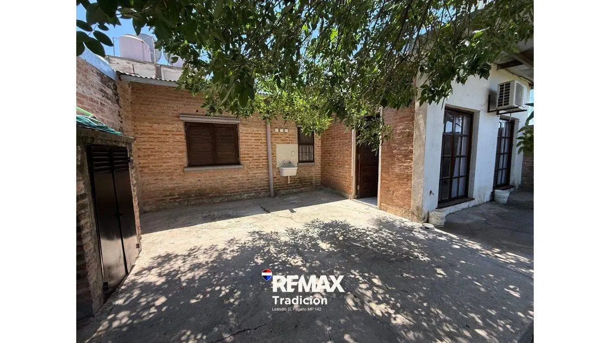 Casa 3 dorm en Venta en Av Coronel Falcon. 8