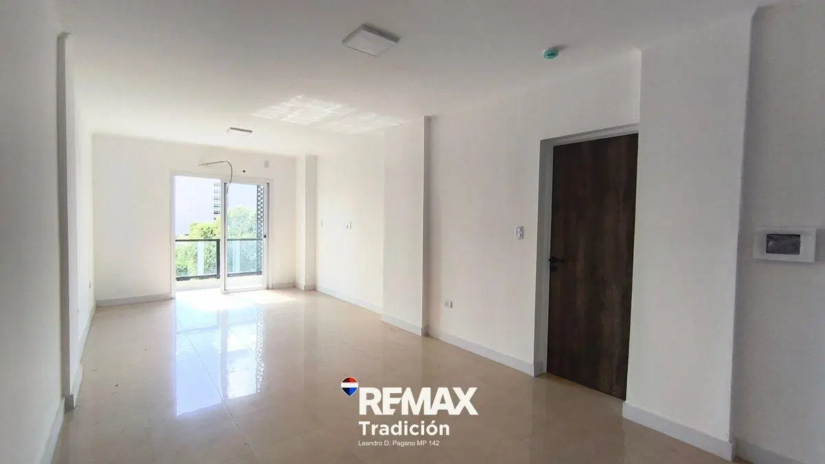 Dpto Vendo 3 dorm c/cochera Centro Rcia. 5