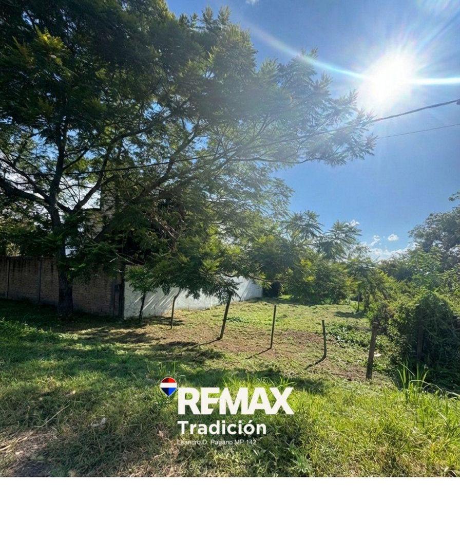 Terreno de 410m2 con vista al Río Negro