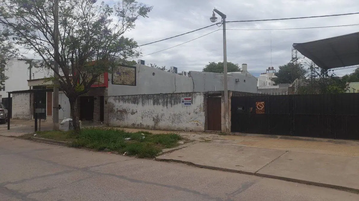 Lote de 500 m2 en AQUILER  microcentro Saenz Peña 2