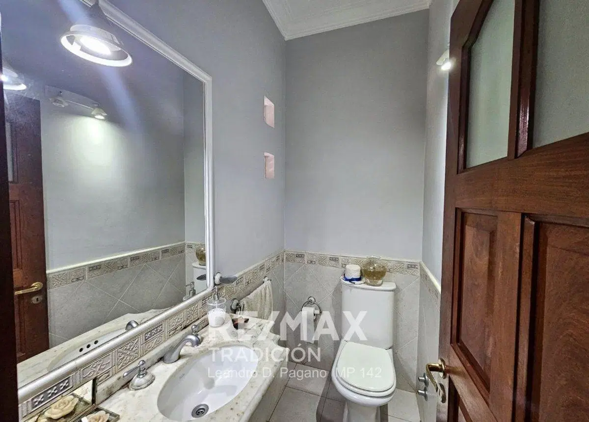 CASA EN VENTA -  RESISTENCIA 4