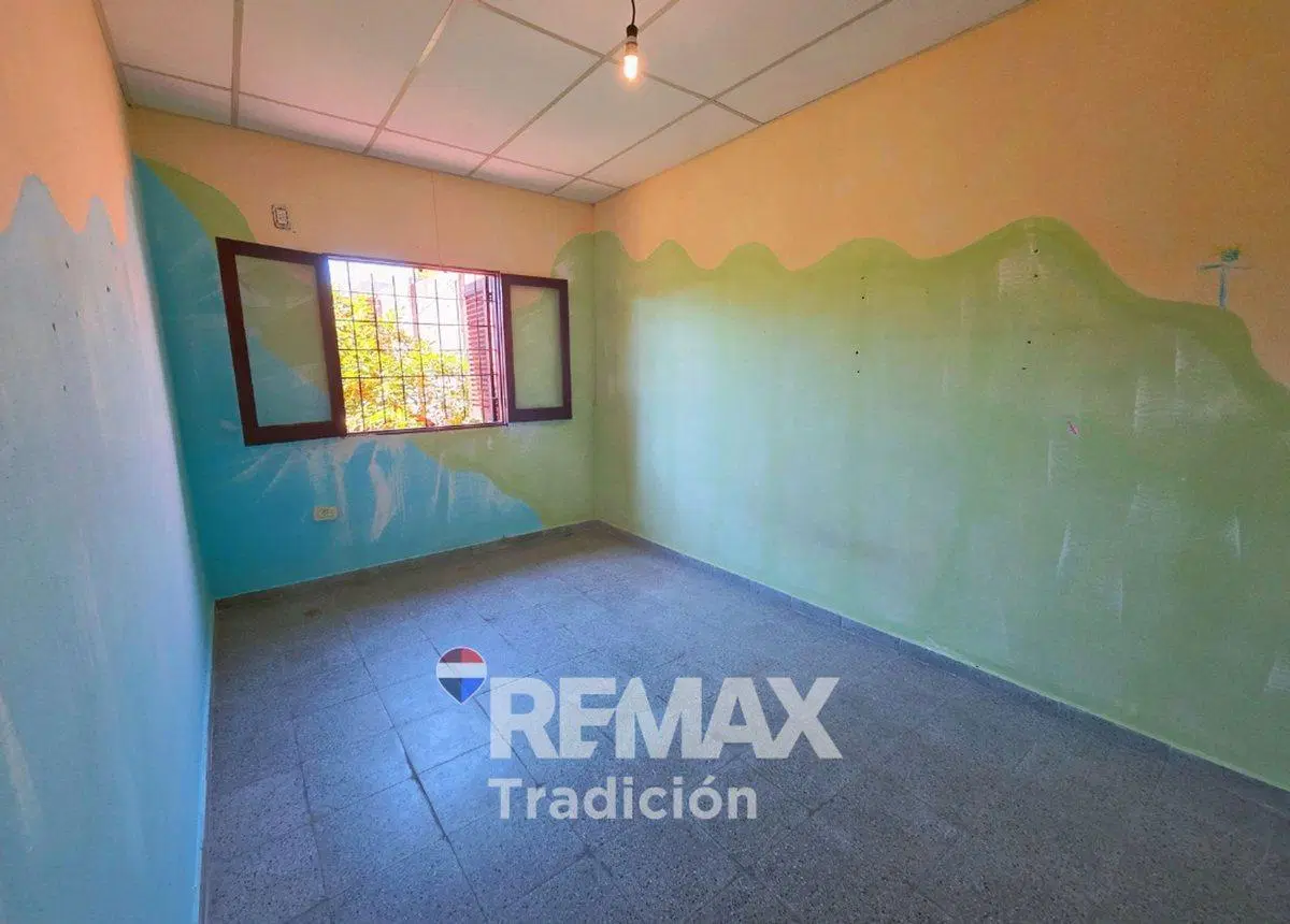 CASA EN VENTA RESISTENCIA 2 DORMITORIOS 4