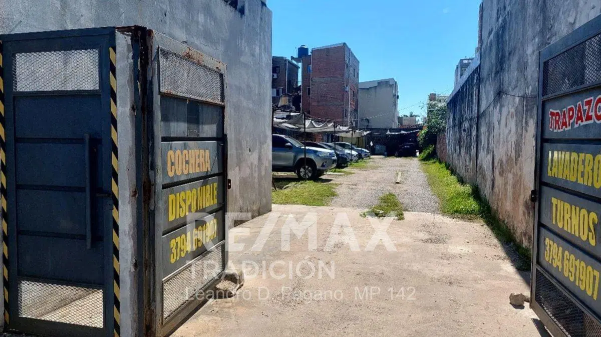 Local Comercial con terreno en Venta Macrocentro 5