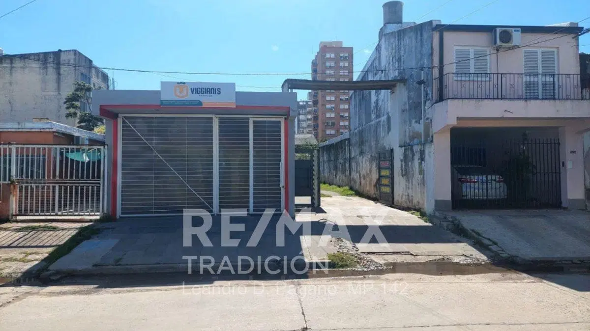 Local Comercial con terreno en Venta Macrocentro 4