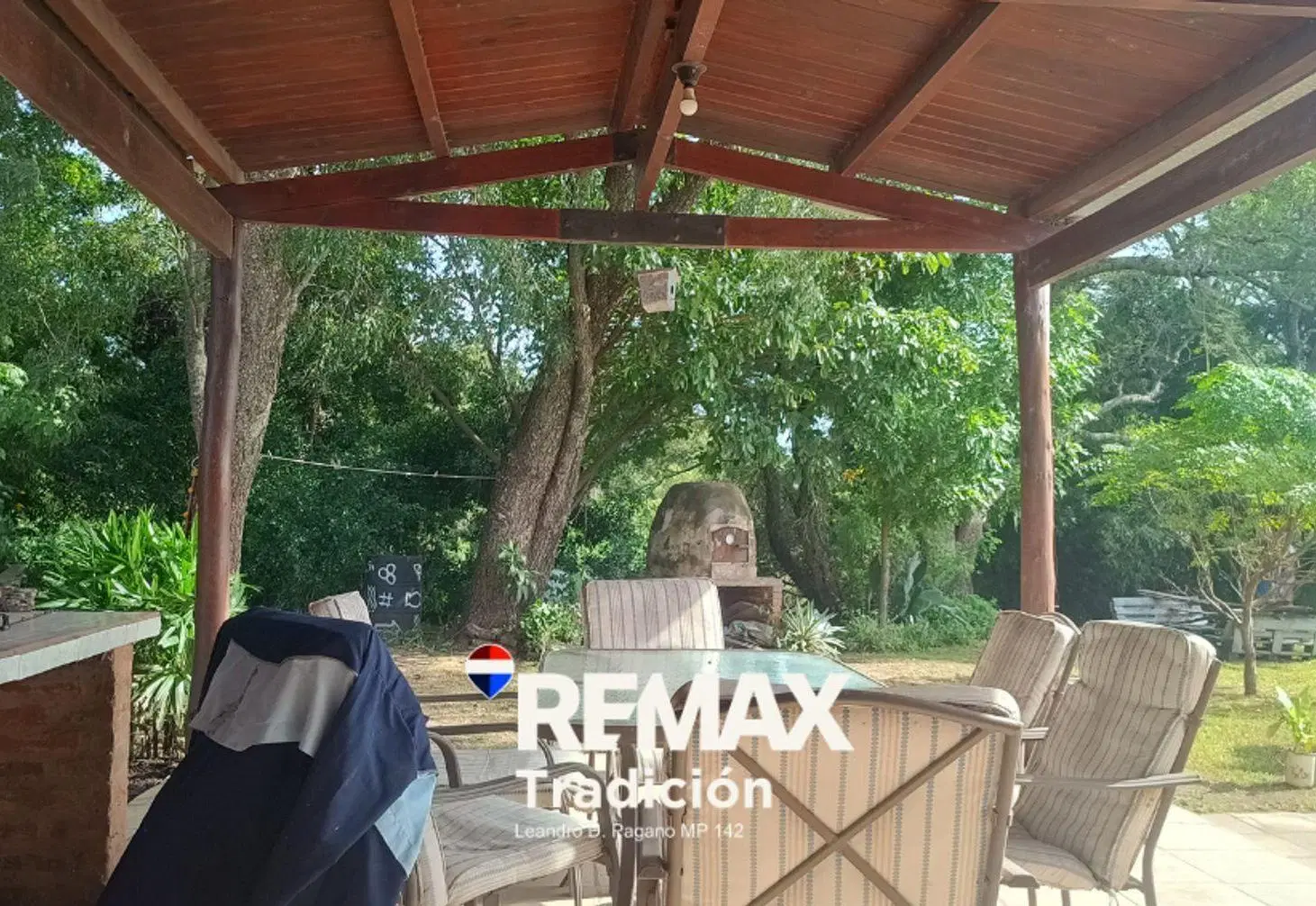 VENTA CASA CERCA AL RIO NEGRO EN PUERTO TIROL 2