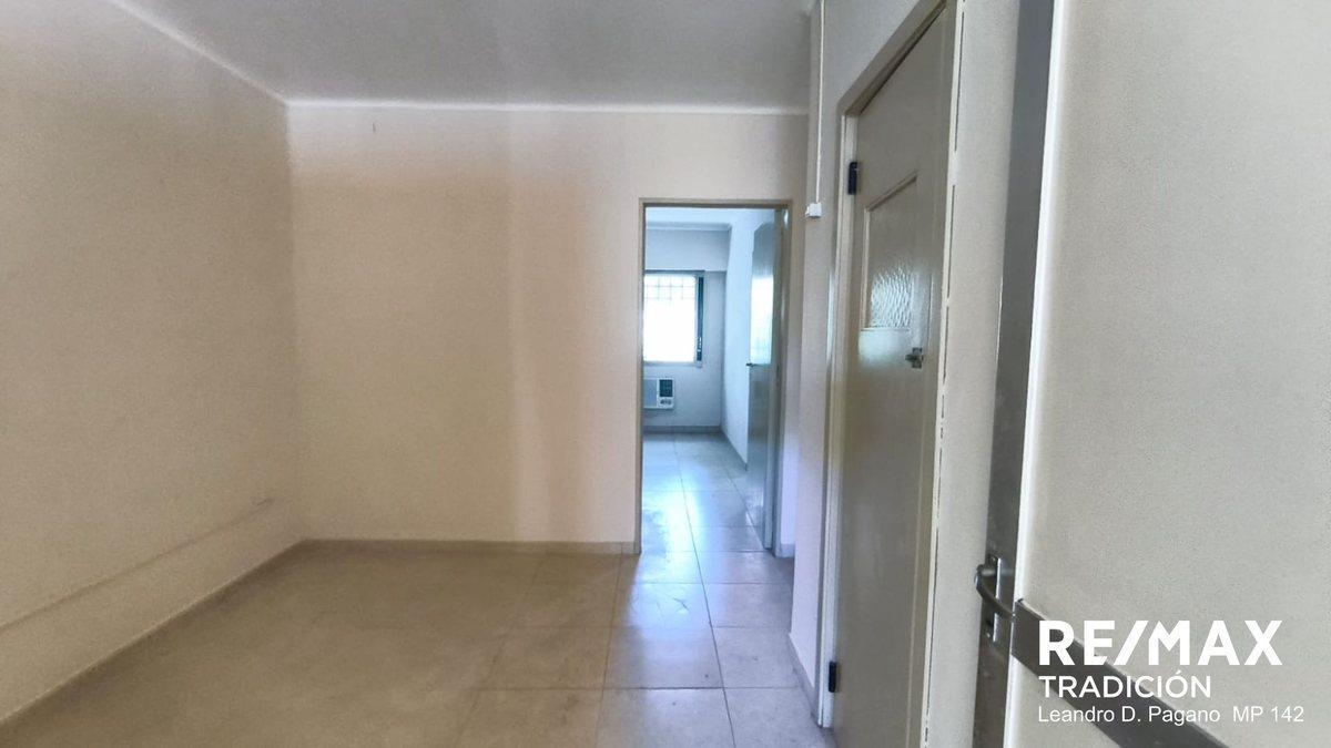 Foto de Departamento Venta 2 dorm. Microcentro Rcia Chaco, imagen 3