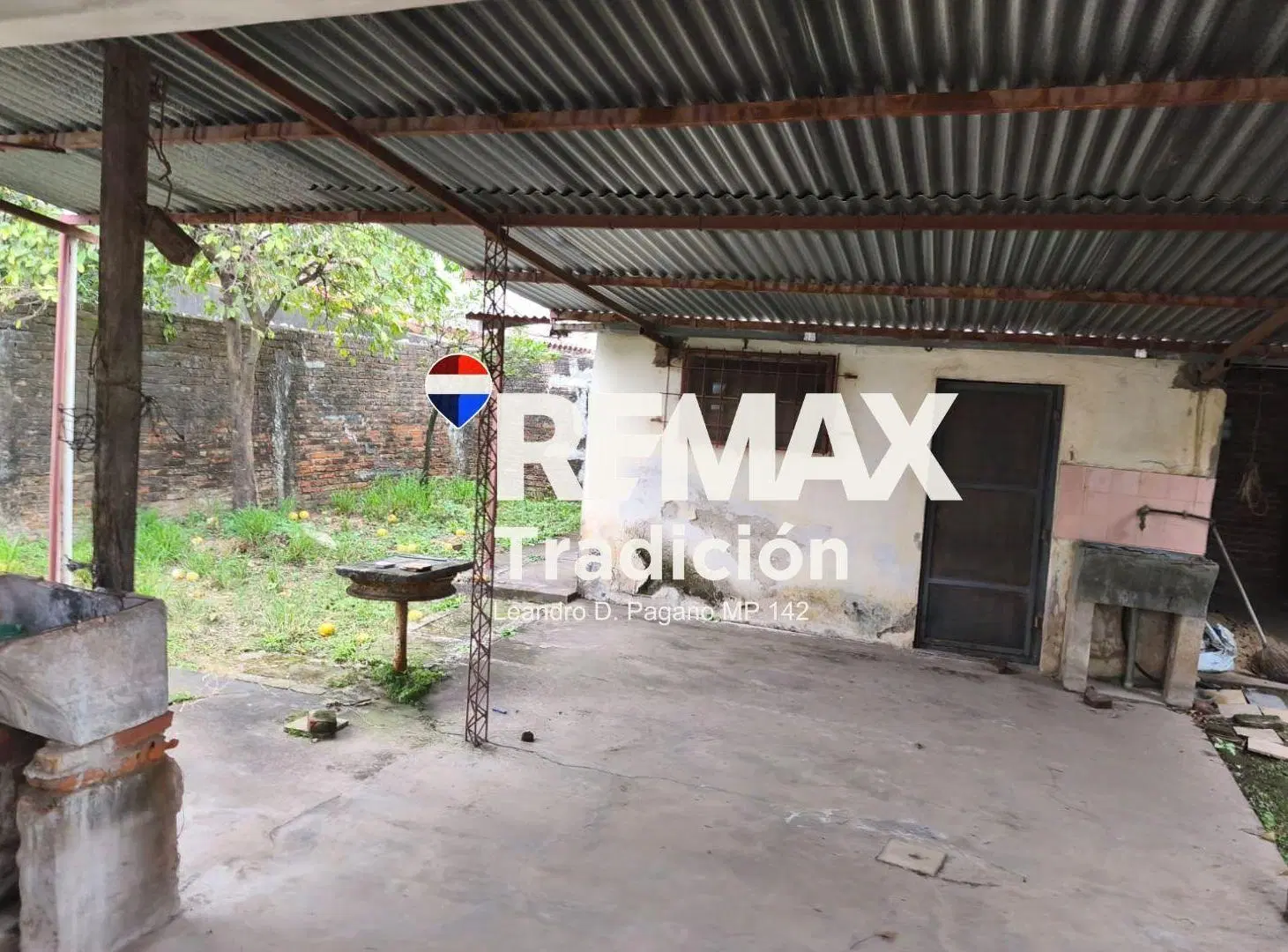 CASA EN VENTA  B BARBERAN - APTA CRÉDITO 2