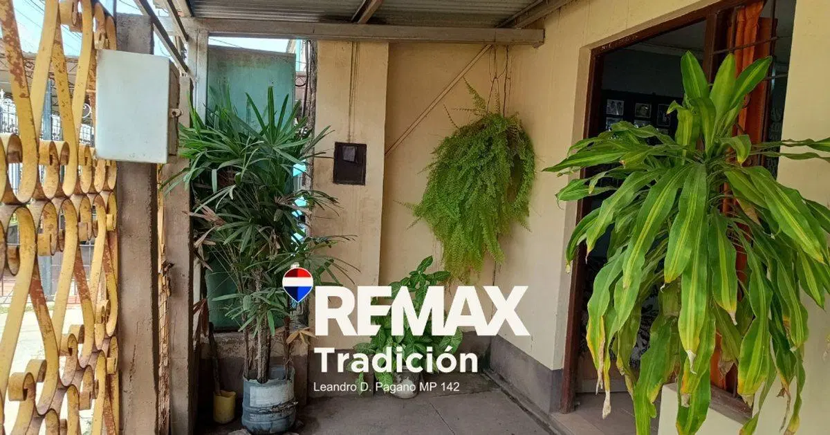 VENTA CASA - DEPARTAMENTO PLANTA BAJA B°GUIRALDES 4