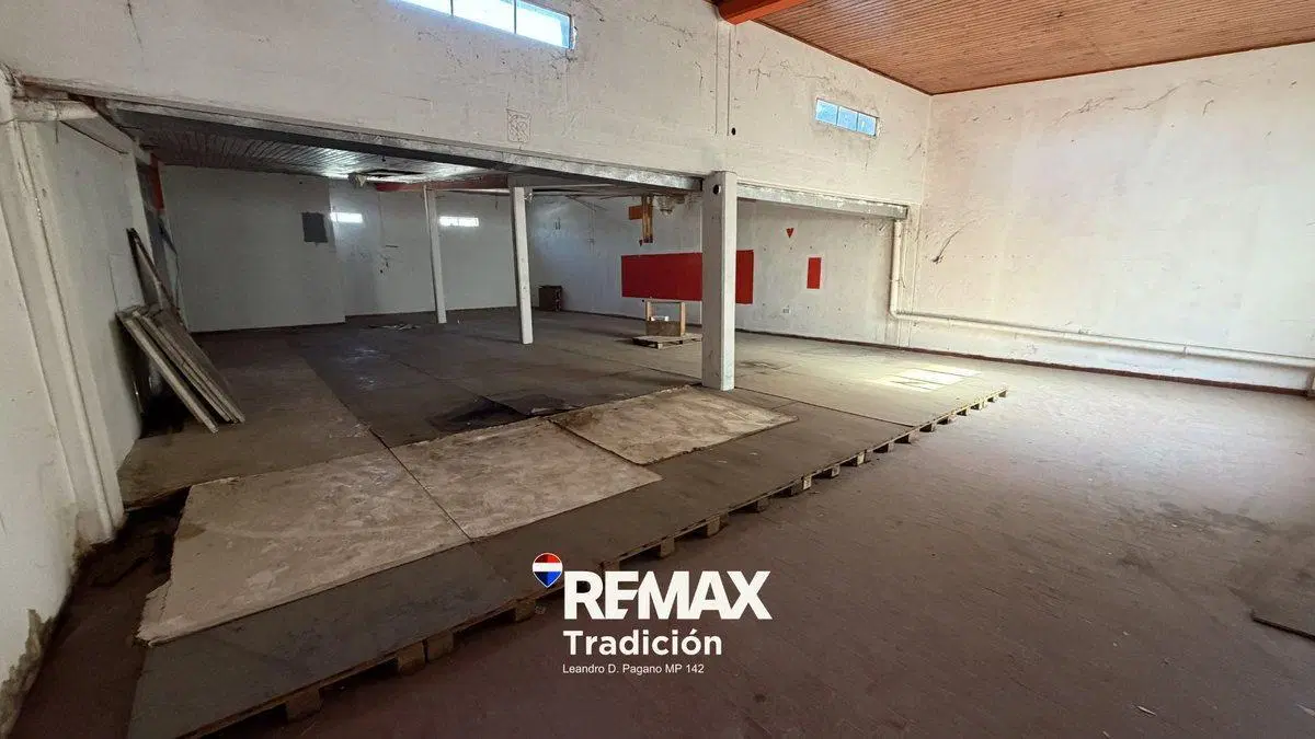 Local comercial en venta – Arturo Illia – 1750 m² 5