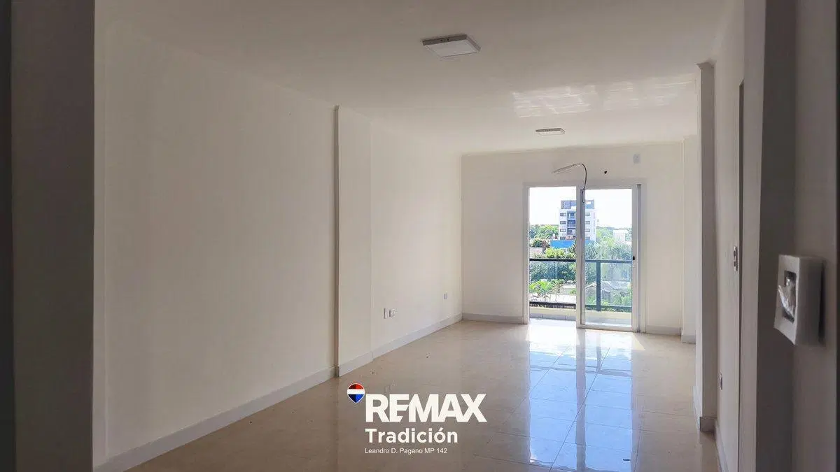 Dpto Vendo 3 dorm c/cochera Centro Rcia. 3