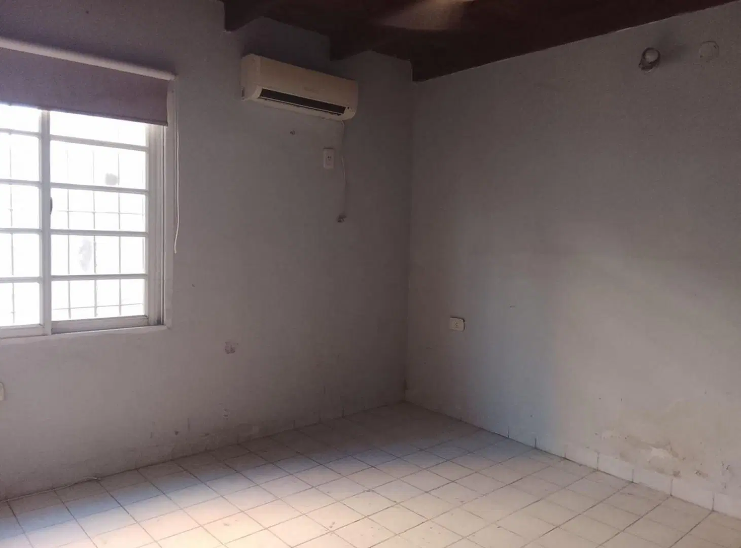 CASA EN ALQUILER C LOCAL COMERCIAL EN RESISTENCIA 2