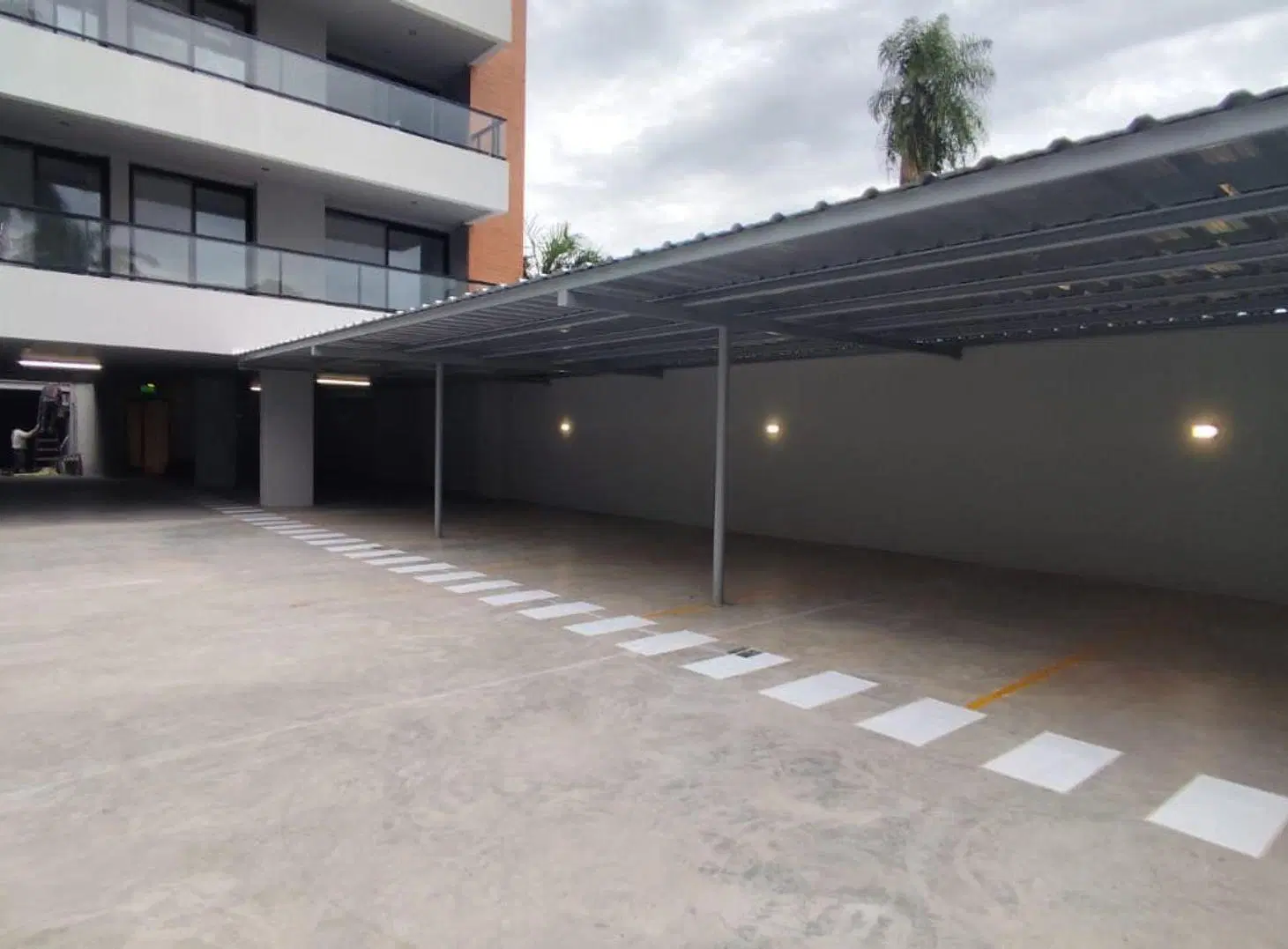 Venta de Cochera en Edificio Centro de Resistencia 2