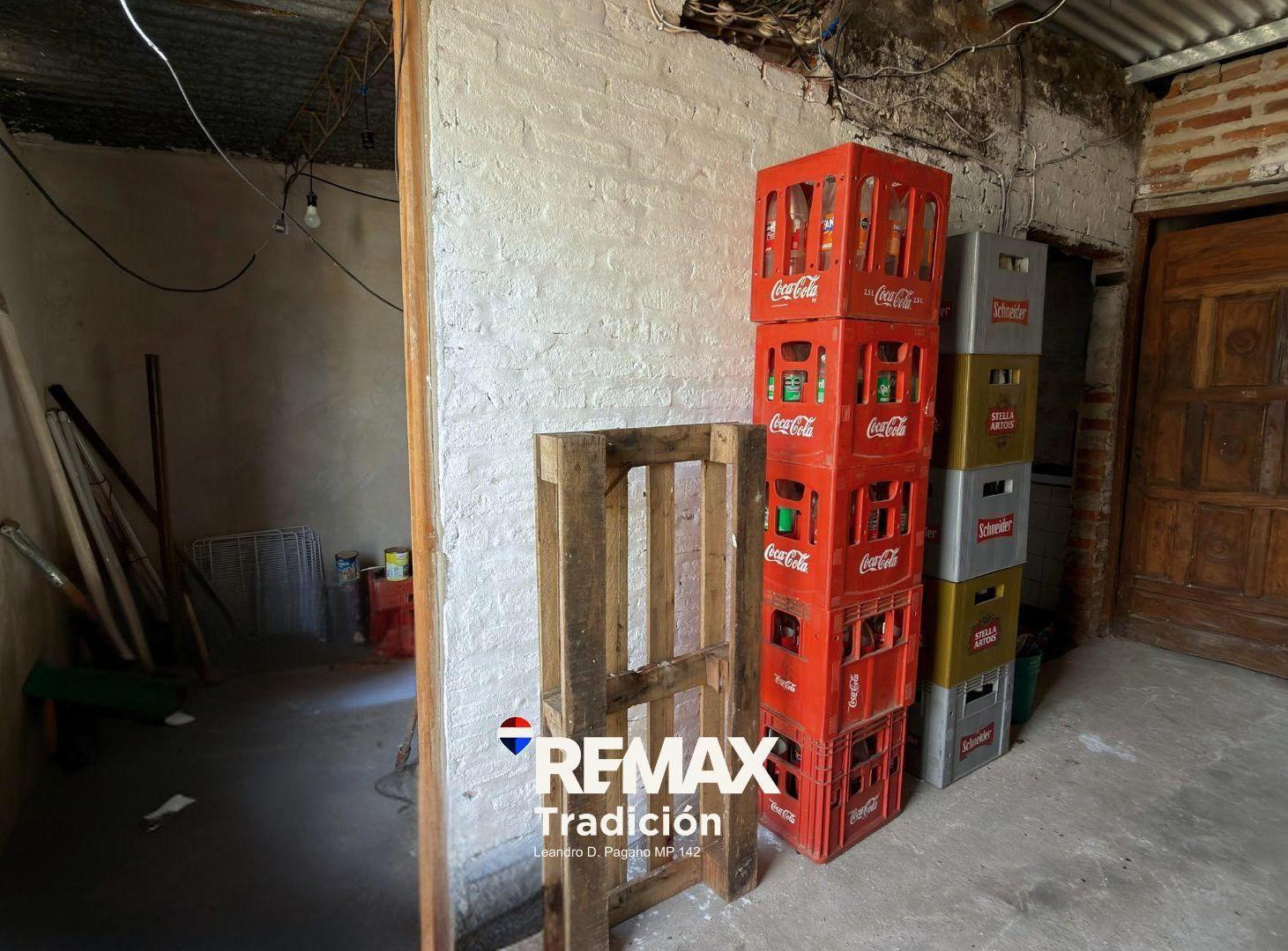 Foto de Casa c/ local comercial en Venta sobre Av. Alberdi, imagen 4
