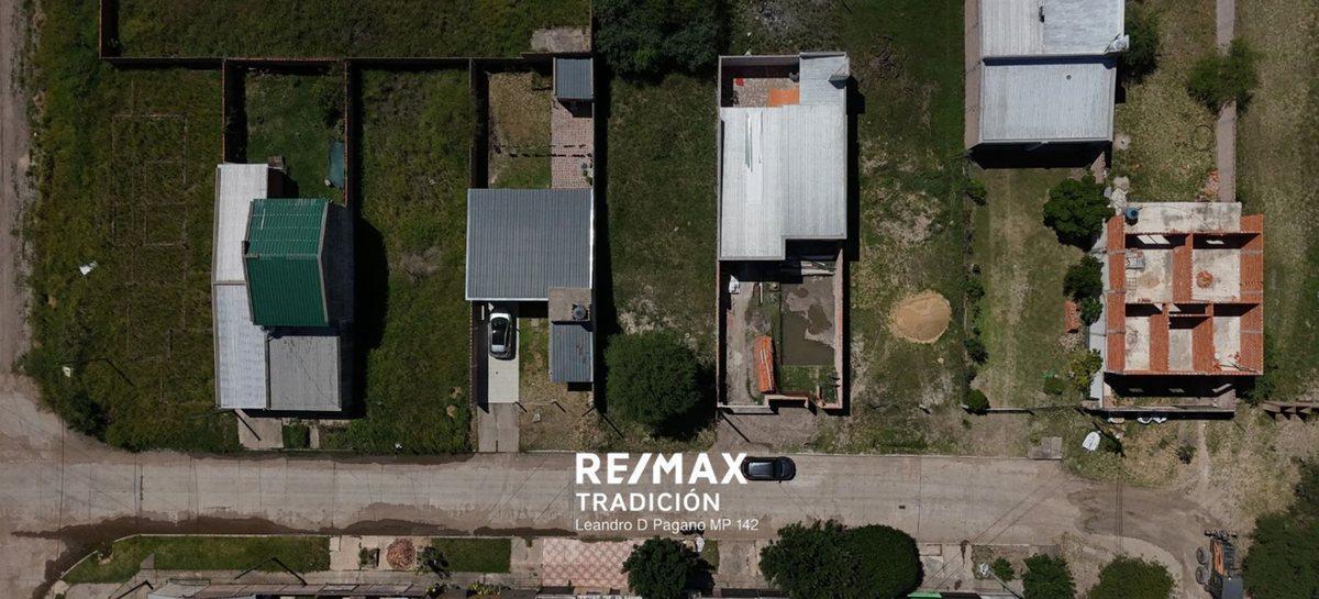 Foto de Terreno de 280m² en Venta B° Carpincho Macho .-, imagen 5