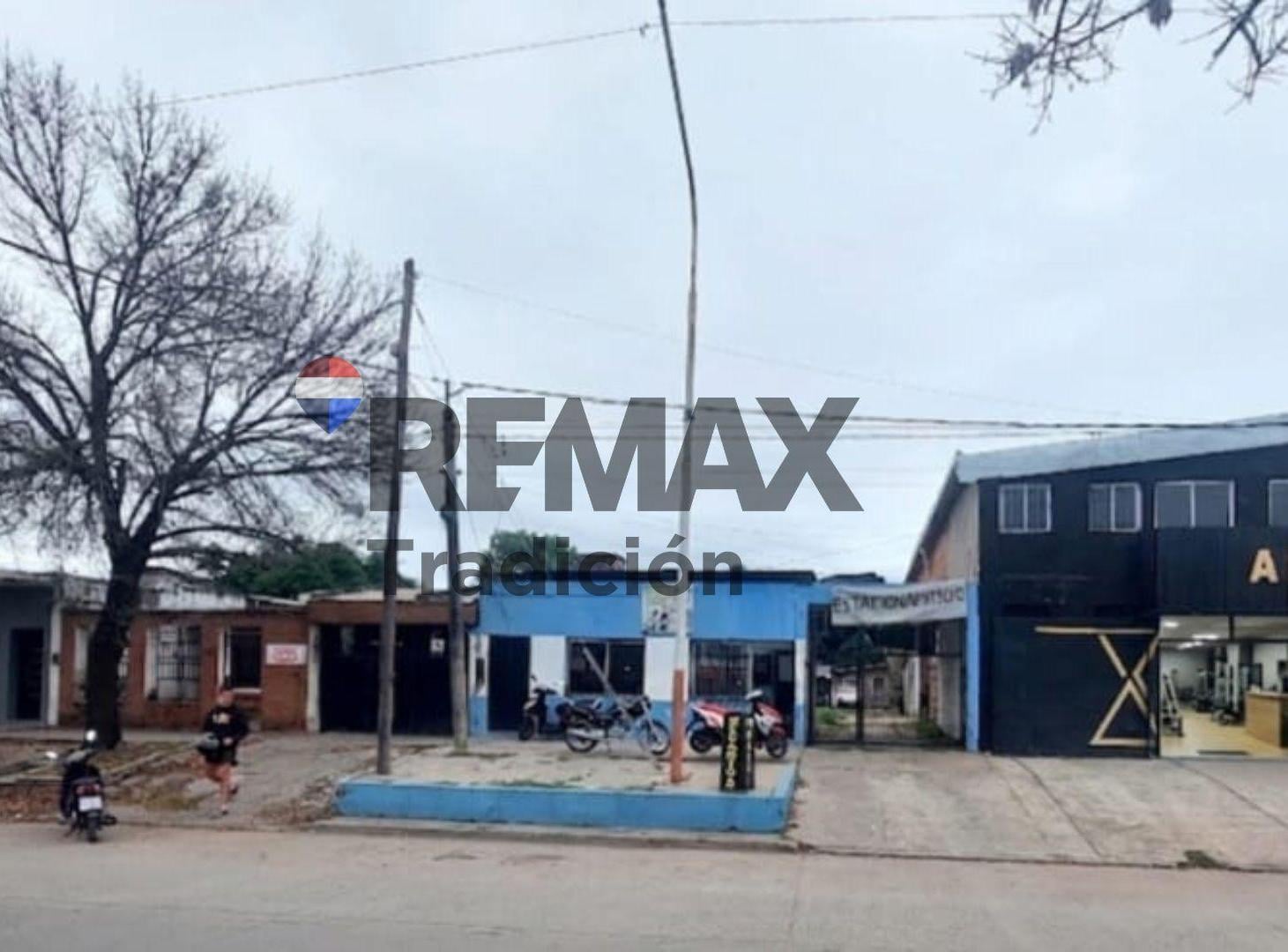 Foto de Vta Casa a Reciclar y Local en Gran Terreno Rcia, imagen 3