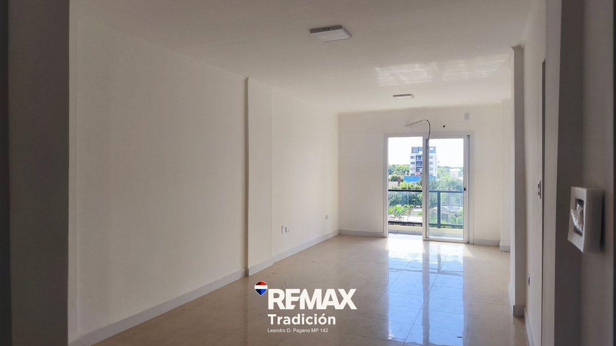 Foto de Dpto Vendo 3 dorm c/cochera Centro Rcia., imagen 5