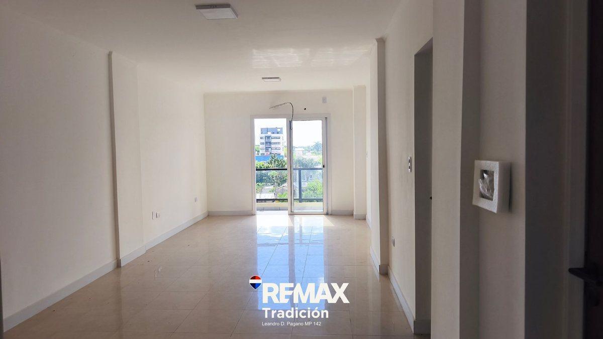 Foto de Dpto Vendo 3 dorm c/cochera Centro Rcia., imagen 4