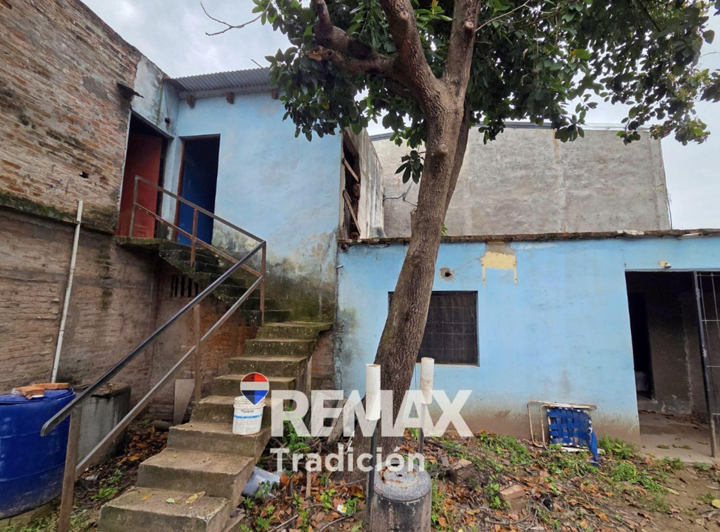 Foto de Casa a reciclar en venta, Resistencia - 337m², imagen 1