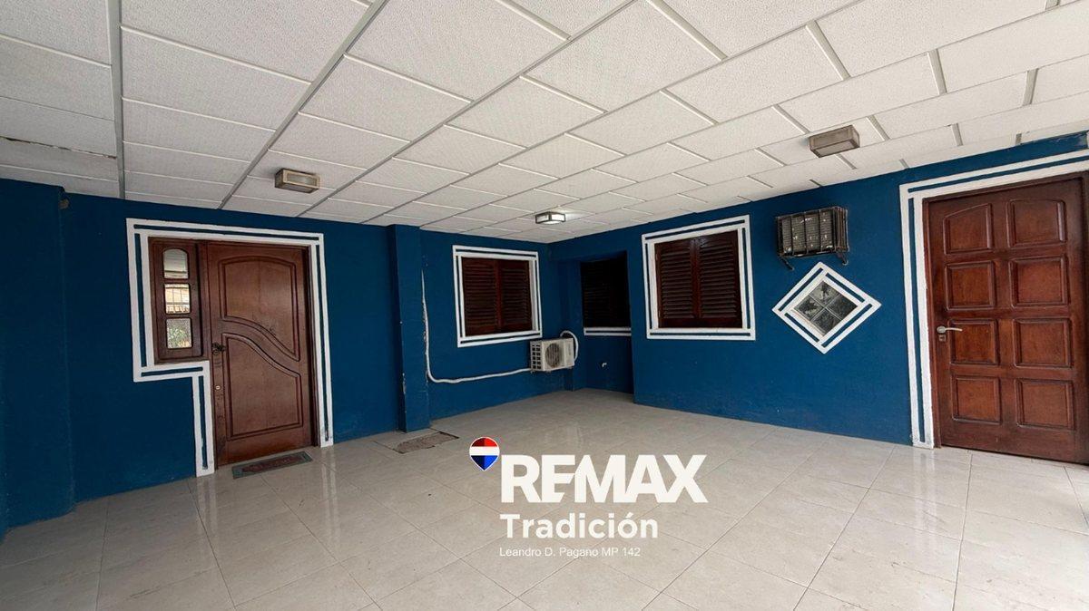 Foto de CASA 3 DORMITORIOS -VENTA RESISTENCIA CON COCHERA, imagen 2