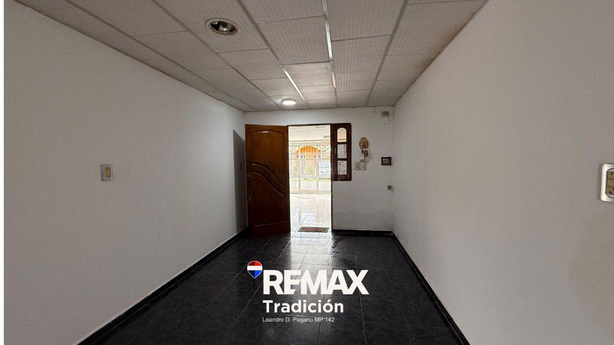 Foto de CASA 3 DORMITORIOS -VENTA RESISTENCIA CON COCHERA, imagen 4