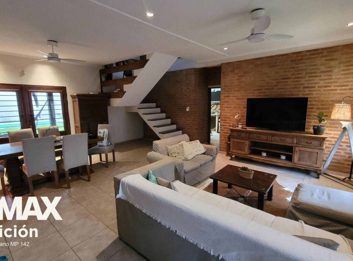 Foto de Exclusiva CASA en VENTA 3 DORMITORIOS Resistencia, imagen 1