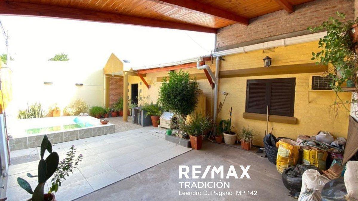 Foto de CASA EN VENTA CON PARRILLA Y PILETA, imagen 2