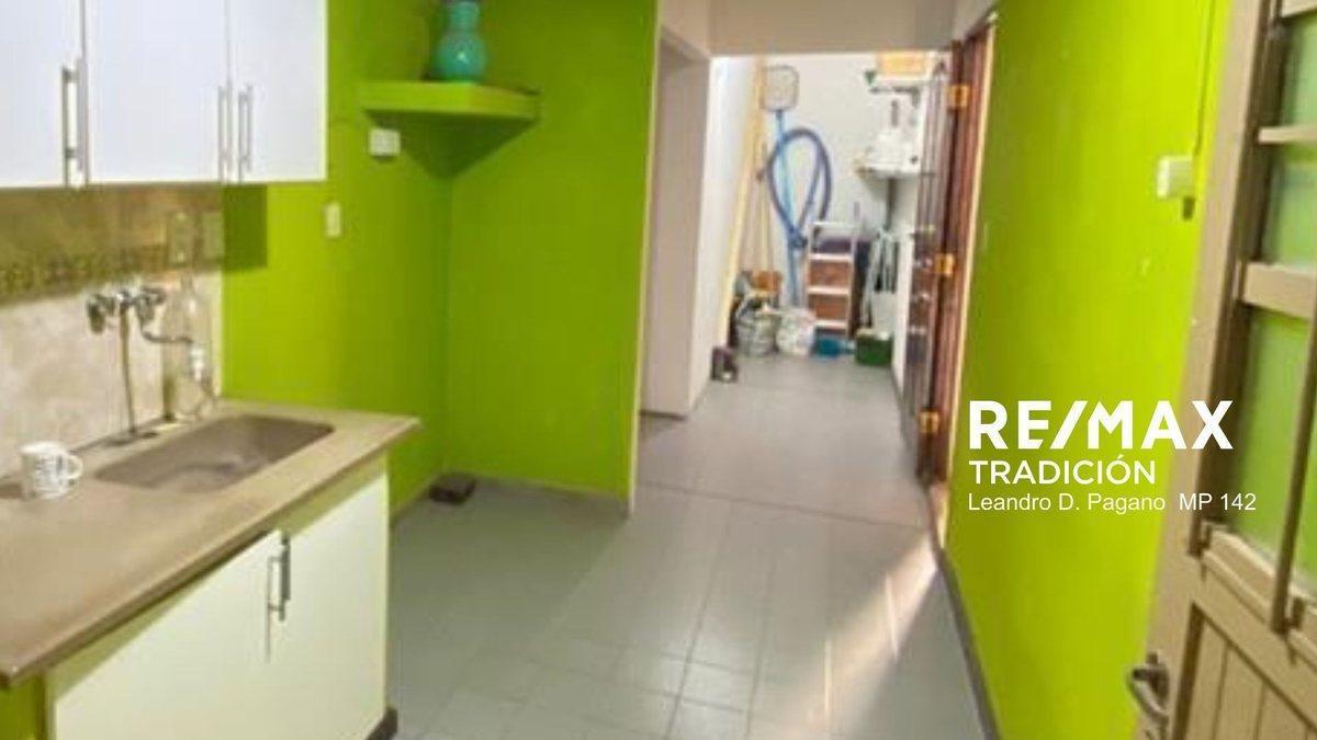 Foto de CASA EN VENTA CON PARRILLA Y PILETA, imagen 5
