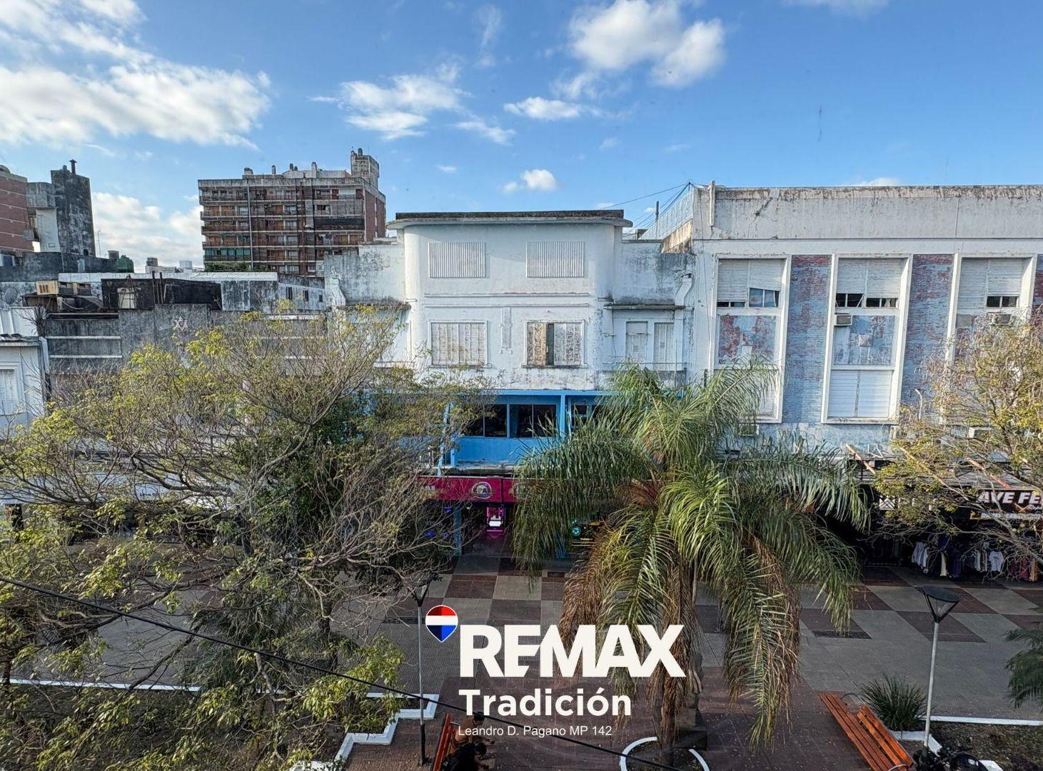 Foto de OFICINA EN VENTA PEATONAL ARTURO ILLIA 172, imagen 4