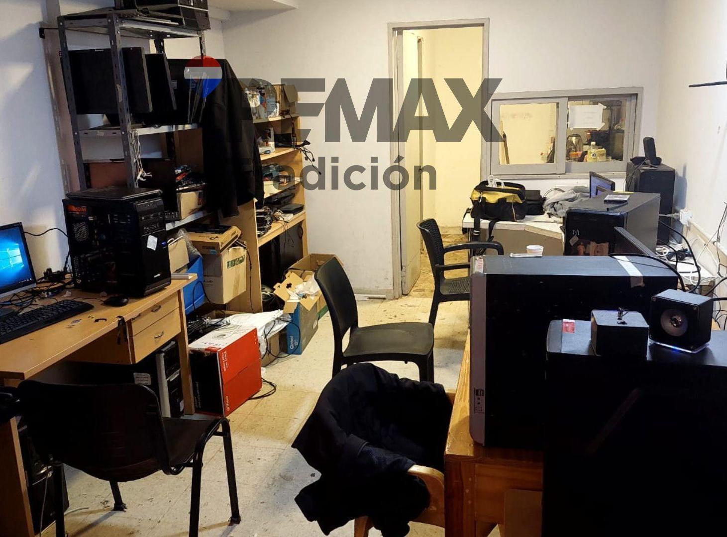 Foto de Venta Bloque de Oficinas c/ Cochera. Macrocentro, imagen 5