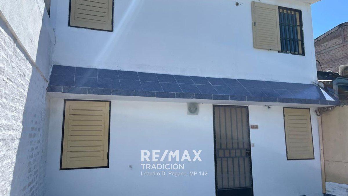 Foto de ALQUILER CASA DÚPLEX - 3 dormitorios, patio., imagen 1