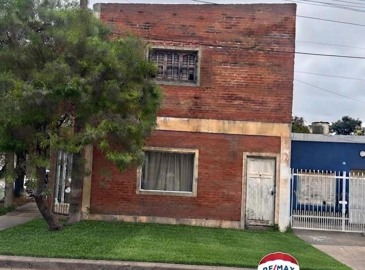 Foto de Casa Venta 8 ambientes equina 22 y 13 Sáenz Peña, imagen 3