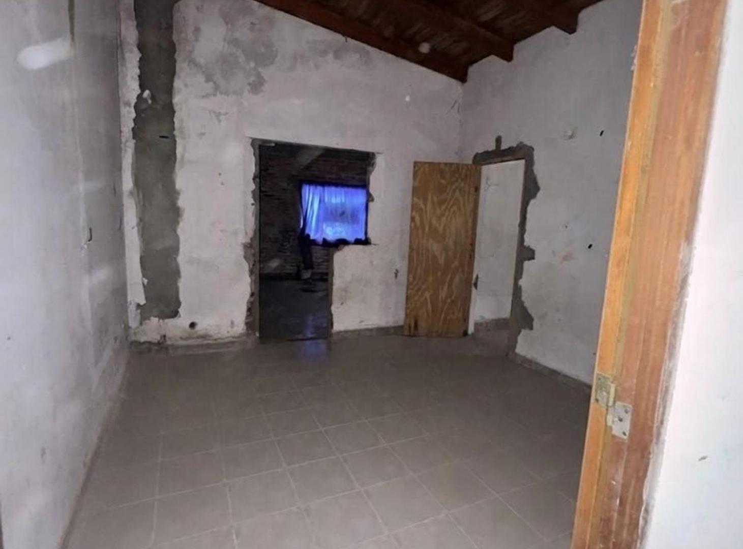 Foto de Casa Venta 8 ambientes equina 22 y 13 Sáenz Peña, imagen 4
