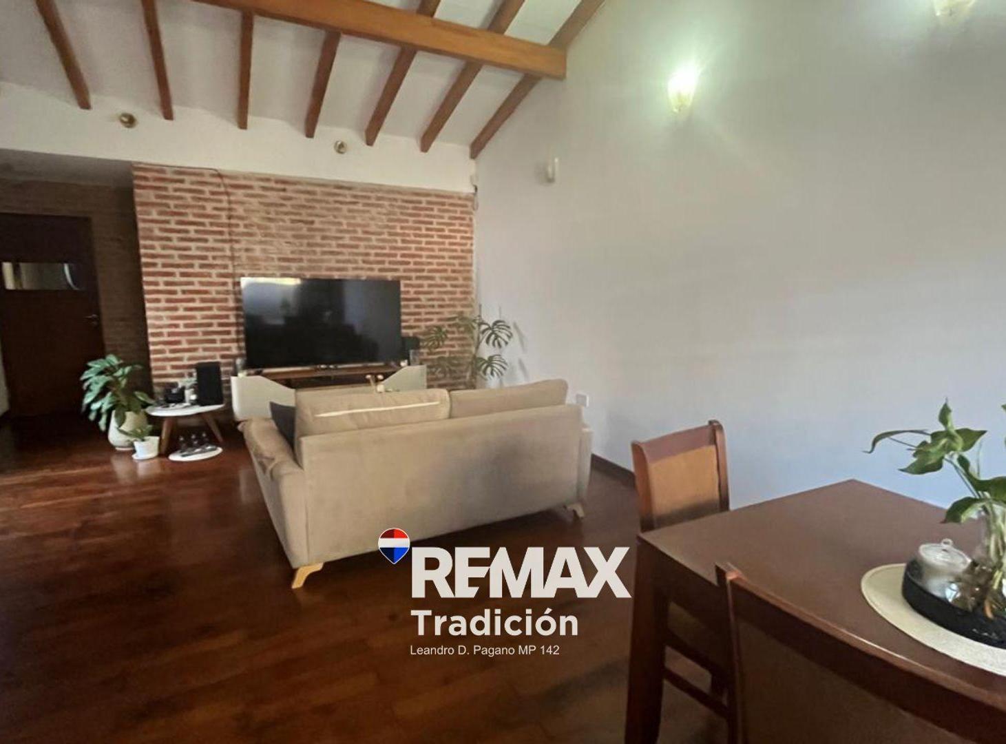 Foto de VENTA HERMOSA CASA MACROCENTRO -CON PATIO Y GARAGE, imagen 4
