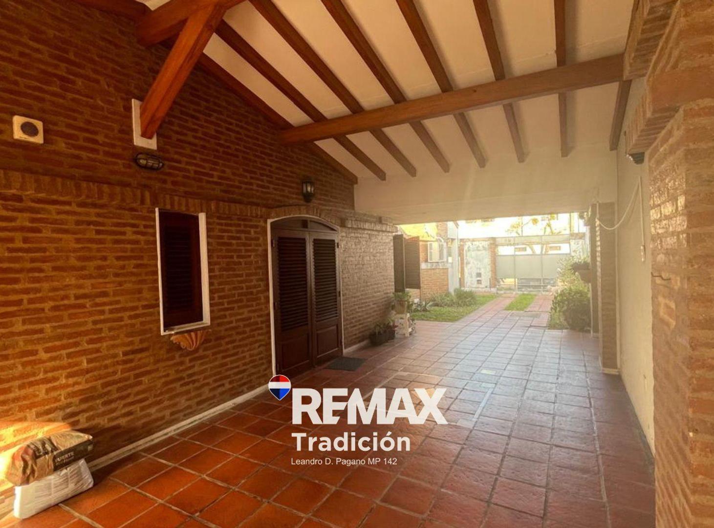 Foto de VENTA HERMOSA CASA MACROCENTRO -CON PATIO Y GARAGE, imagen 5