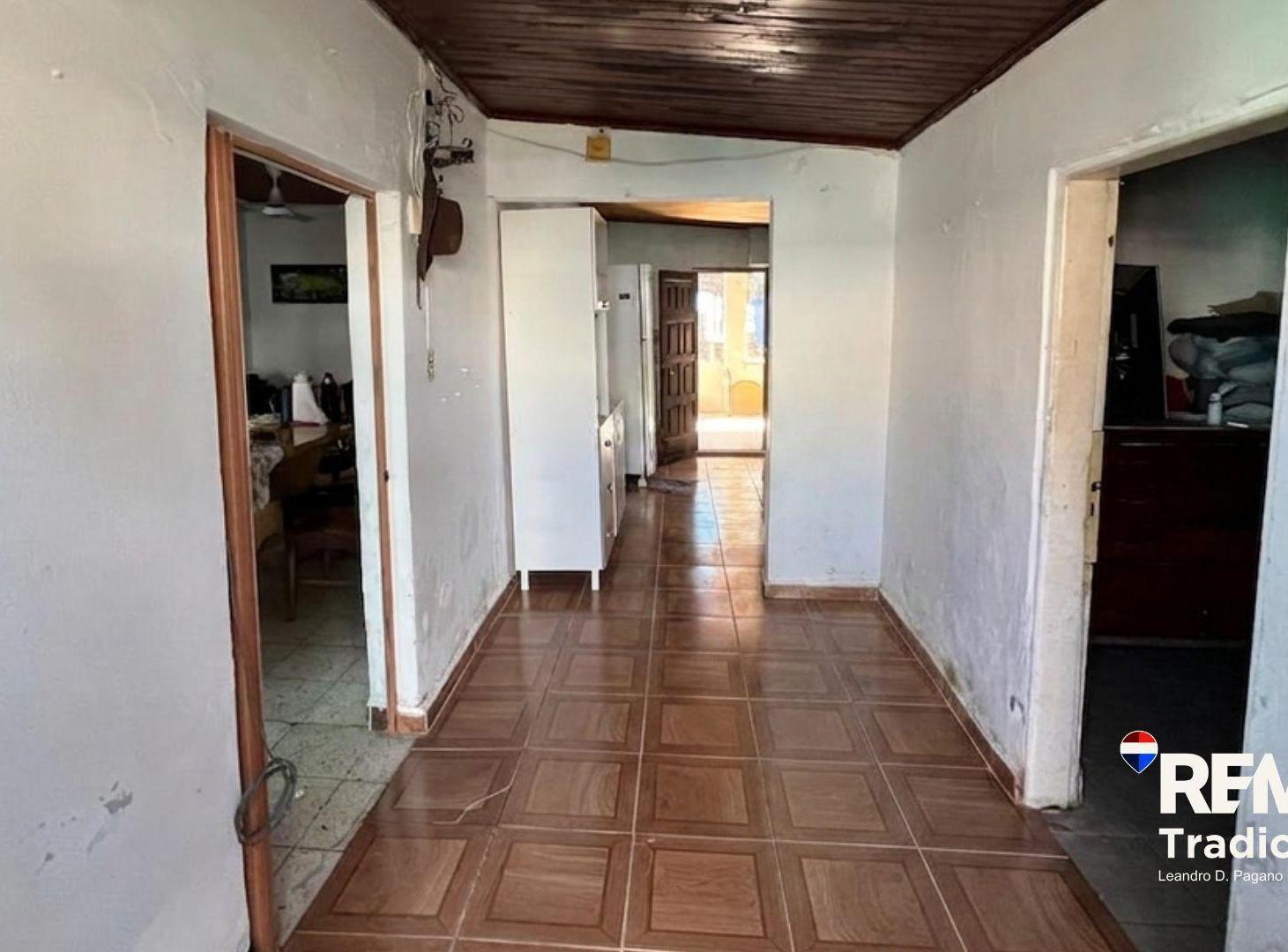 Foto de CASA EN VENTA - 2 DORMITORIOS - ZONA UNNE, imagen 3